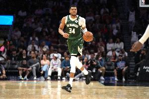 美记：马刺&火箭有足够资产换字母 并且德州没有州税让字母感兴趣